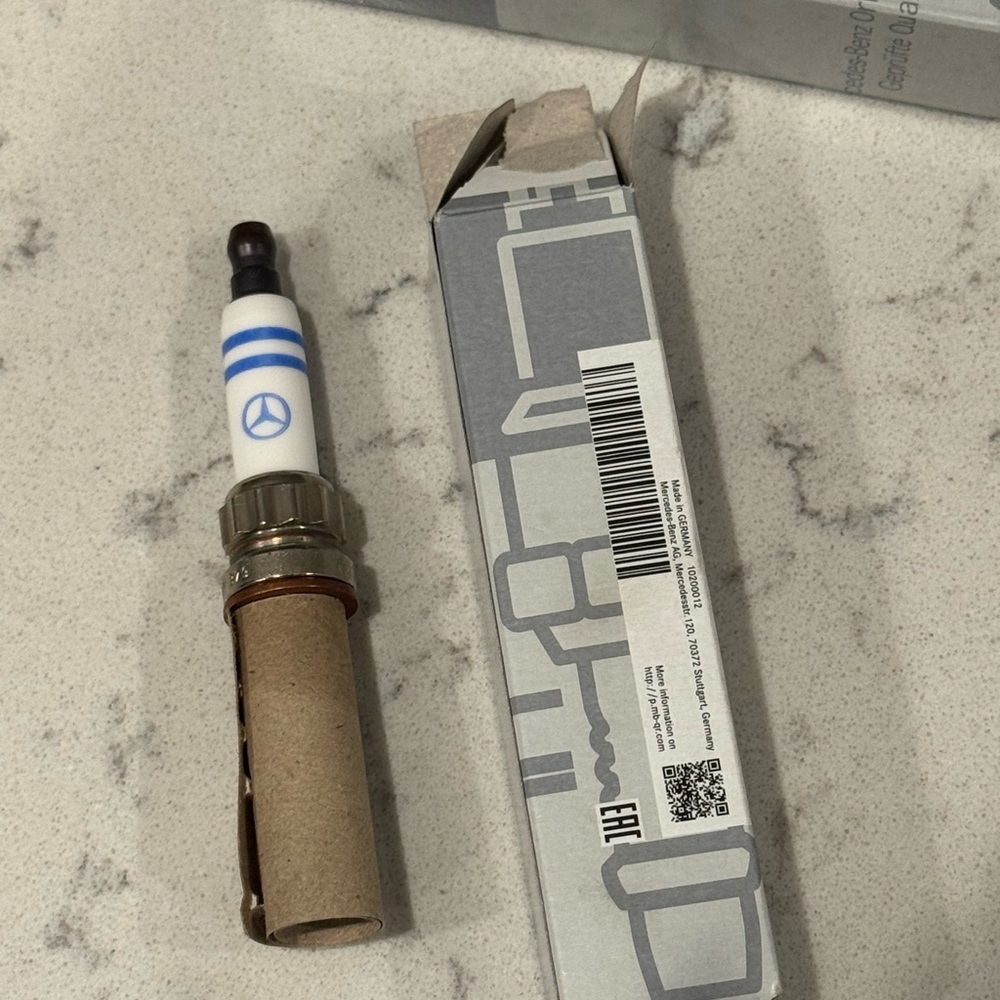 Mercedes Benz Spark Plug - set of 6 brand new